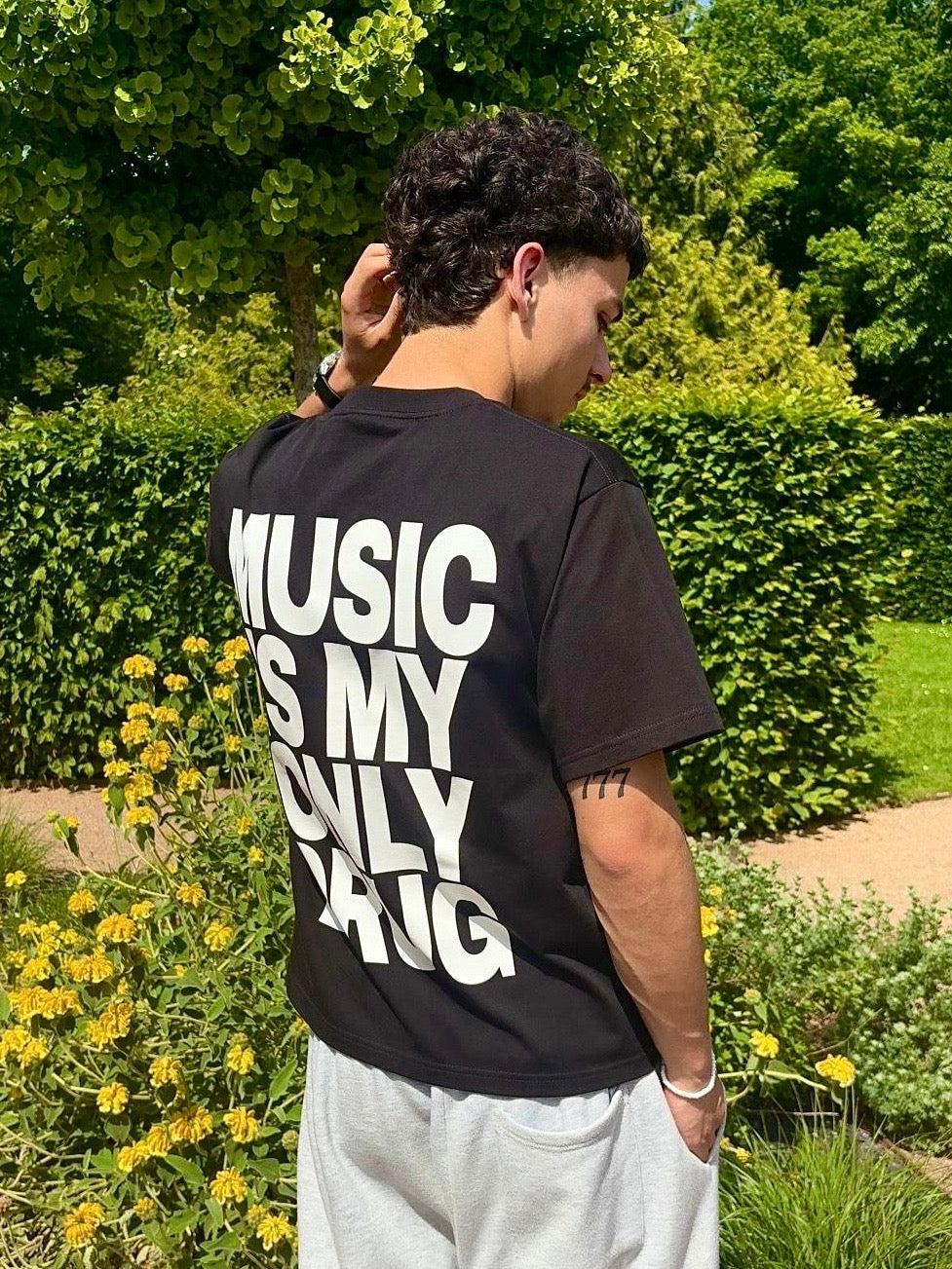 TEE - INNER SOUND BLACK